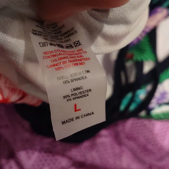 Beautiful  floral top swimming suit 🍀🌸🌼 - Picture 8 of 8